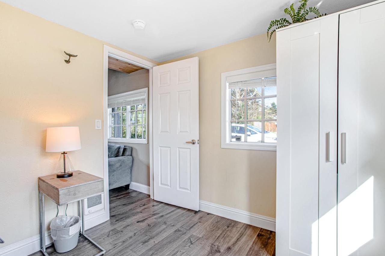 Villa Siletz Bay Getaway Lincoln City Exterior foto
